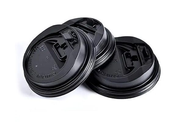 Plastic cup lid 1